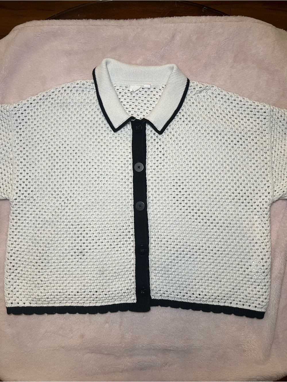 GAP White Cropped Knit Polo Cardigan with Black Trim
